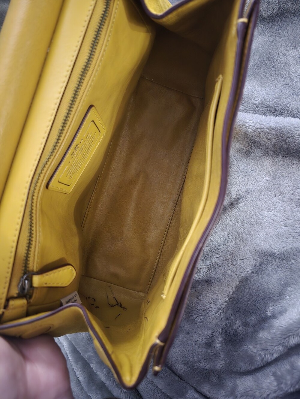 Coach Drifter - Picture 9 of 11